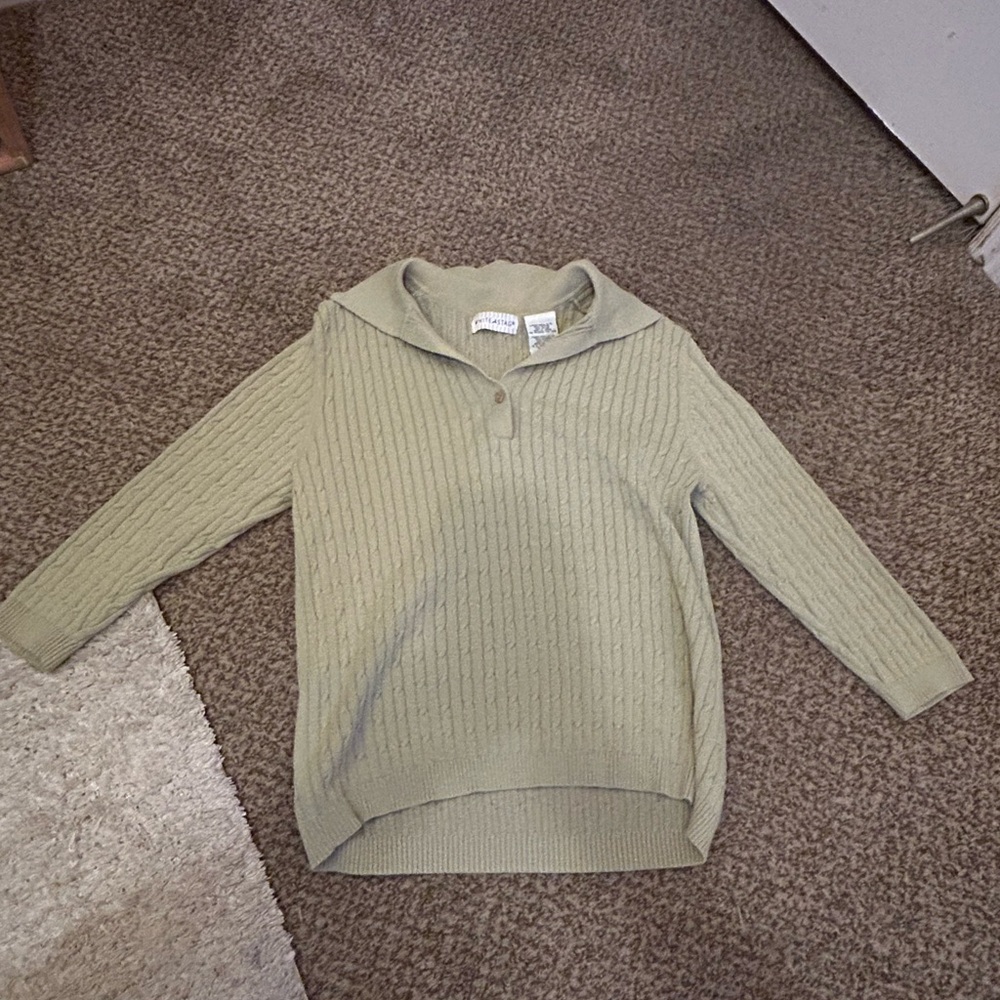 Green White Stag Sweater Size S